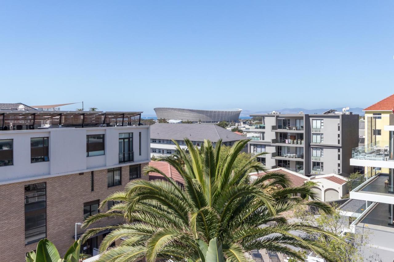 Three Bedroom Deluxe Apartment Top Floor,1235121947:JPEG